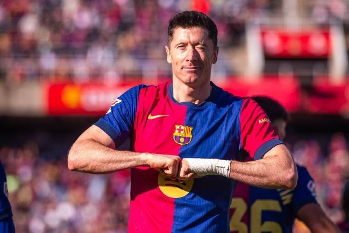 开云体育-巴塞罗那客场获胜,稳坐积分榜首位的简单介绍