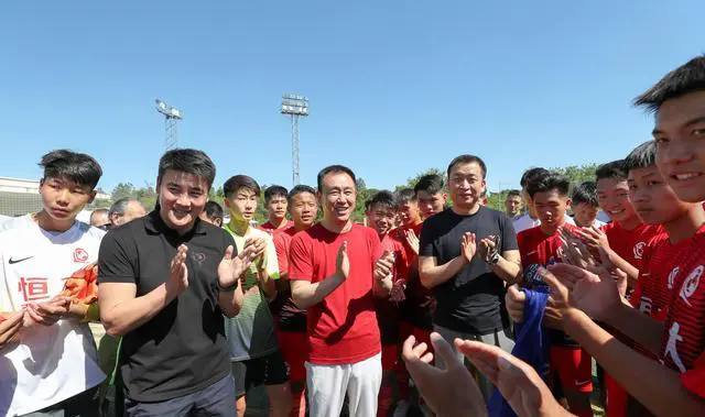 关于恒大篮球队开启全新训练模式,冲击半决赛名额的信息 关于恒大篮球队开启全新训练模式,冲击半决赛名额的信息