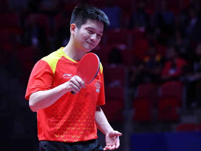 瑞典队在关键时刻取得胜利引发观众欢呼的简单介绍 瑞典队在关键时刻取得胜利引发观众欢呼的简单介绍