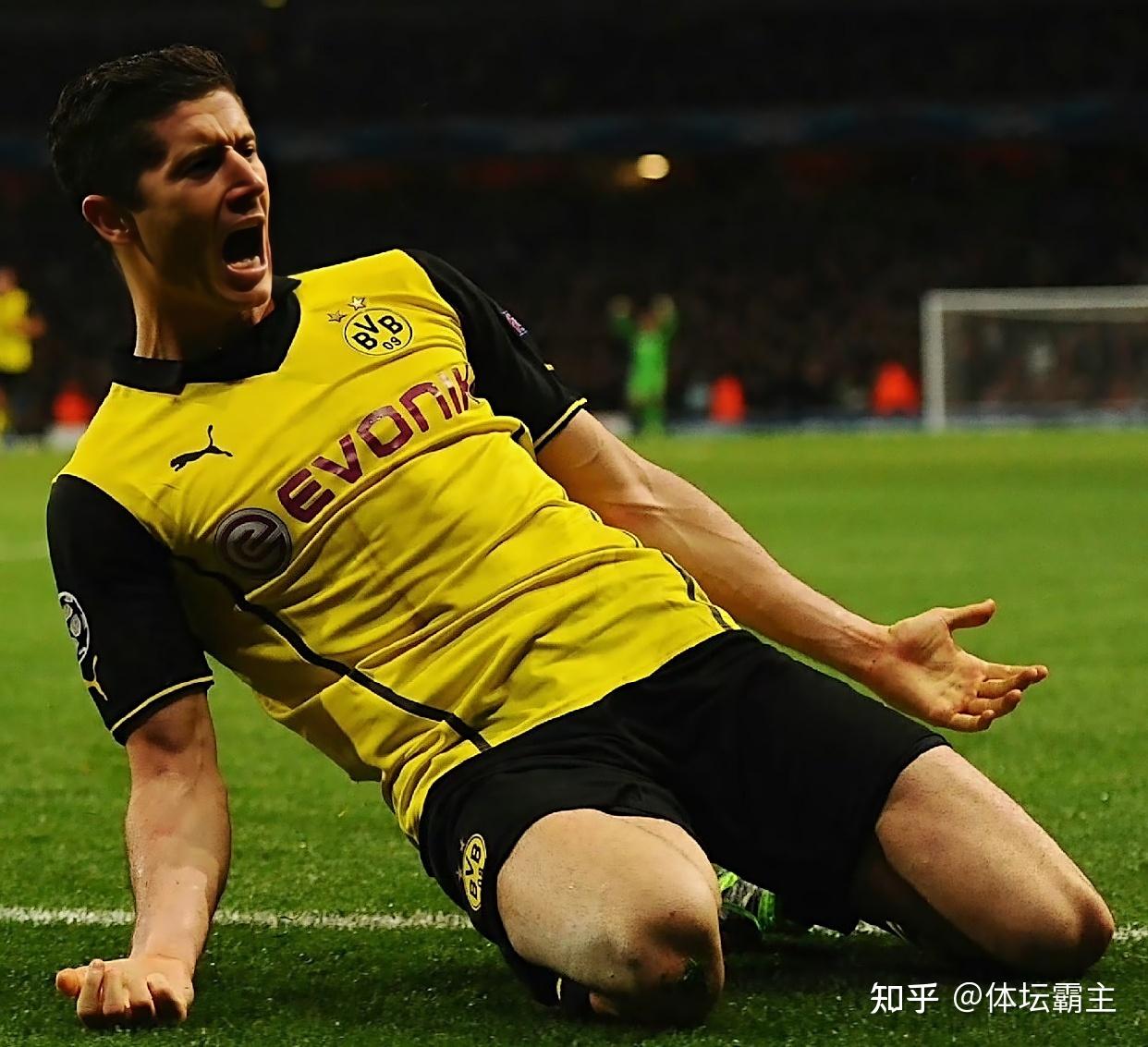 包含多特蒙德新援表现出色，已成球队核心力量的词条