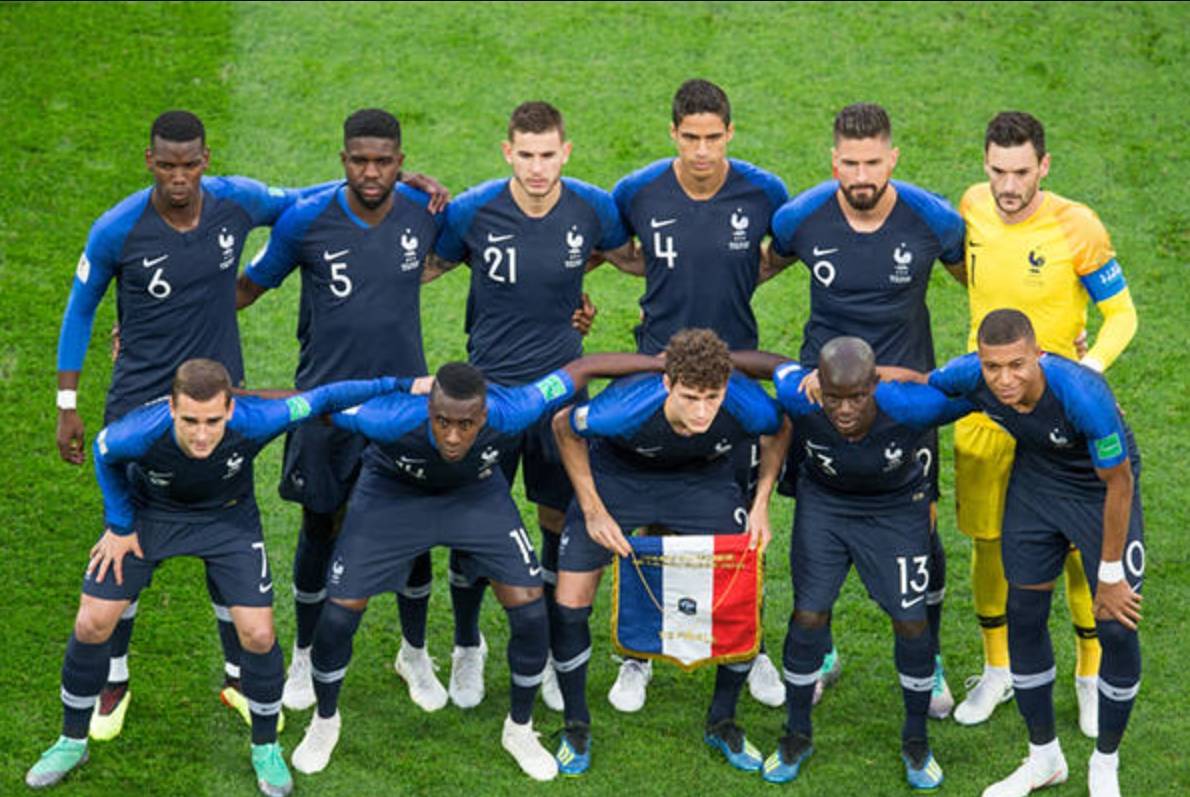 开云官网-欧洲巨头之争，强队对决引爆赛场热烈火药味