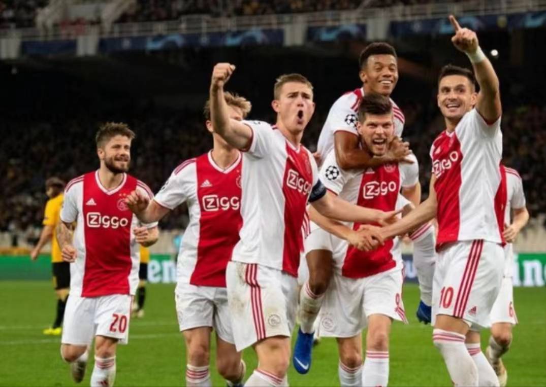 关于弗赖堡U球员发挥出色,取得重要胜利的信息 关于弗赖堡U球员发挥出色,取得重要胜利的信息