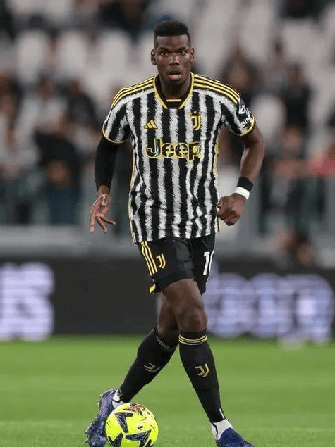 开云平台-博格巴封堵中场威胁,曼联固若金汤