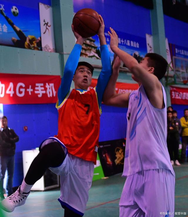 开云体育入口-关于对决进行时,现场加油声助威不断,全情投入的信息