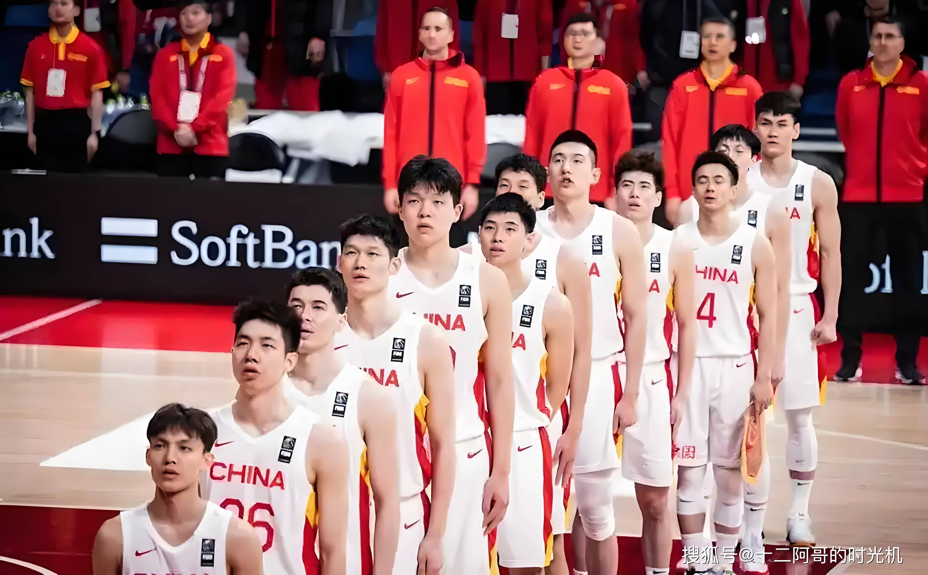 关于阵容深度受肯定，球队备战态势强劲的信息