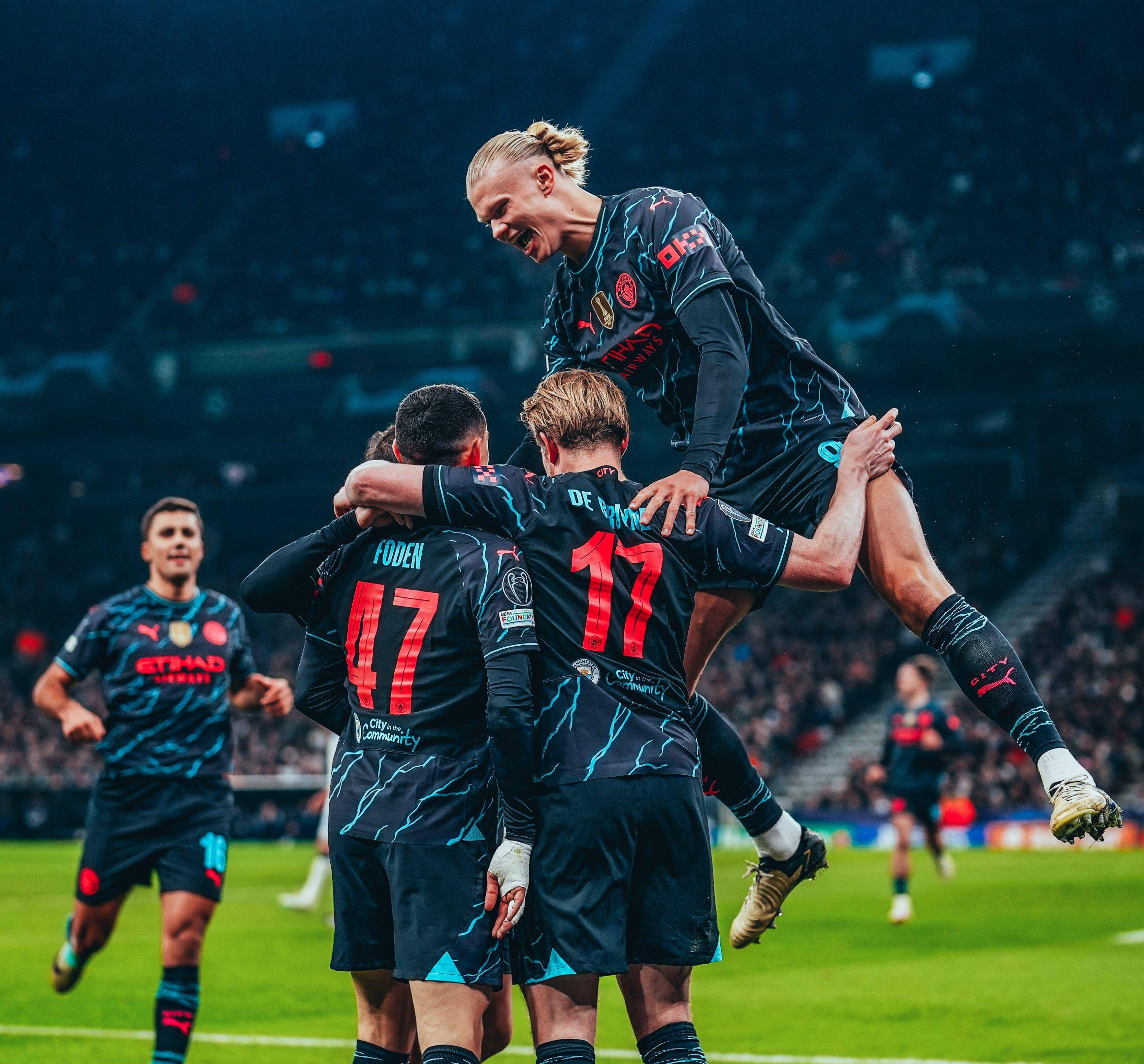 曼城大胜西布朗，客场-取得连胜的简单介绍