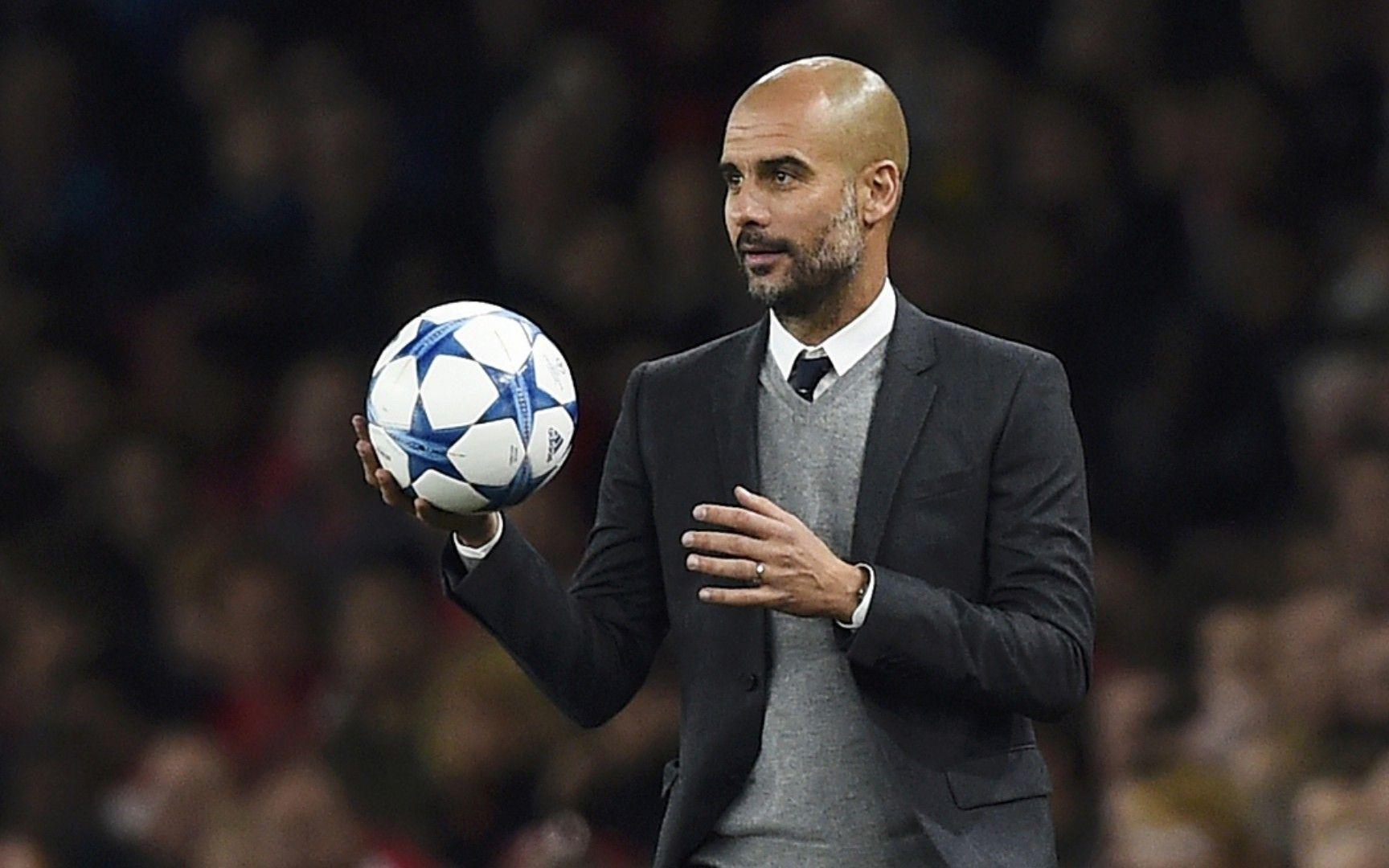 关于锡耶纳门将争夺位置备战英超赛季的信息 关于锡耶纳门将争夺位置备战英超赛季的信息