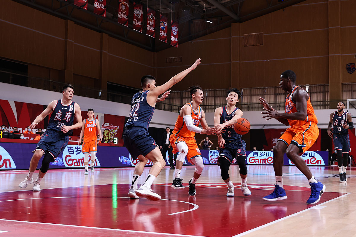 开云官网-人队球员状态回暖，取得连胜的简单介绍