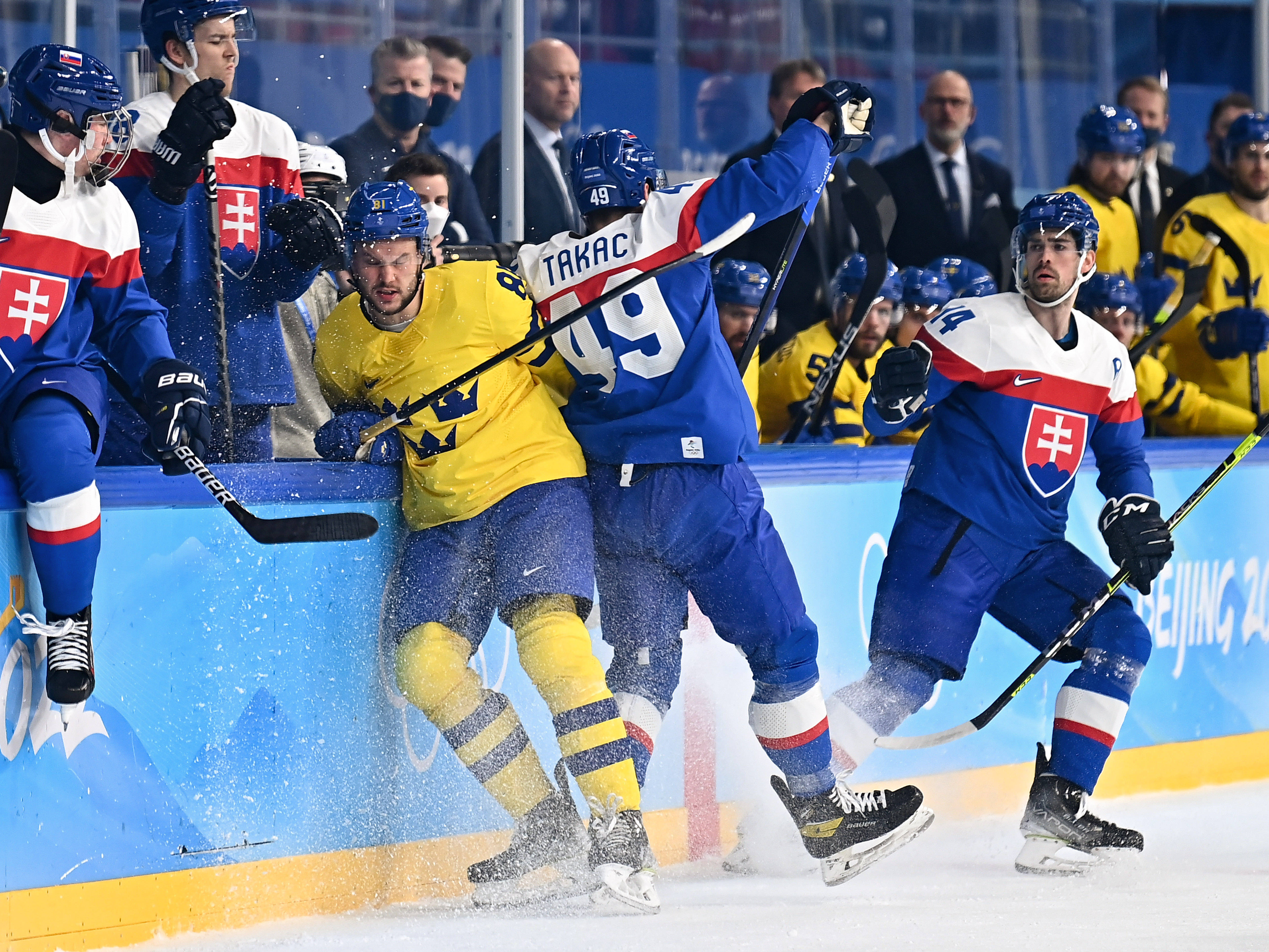 包含瑞典险胜斯洛伐克,晋级形势堪忧的词条 包含瑞典险胜斯洛伐克,晋级形势堪忧的词条