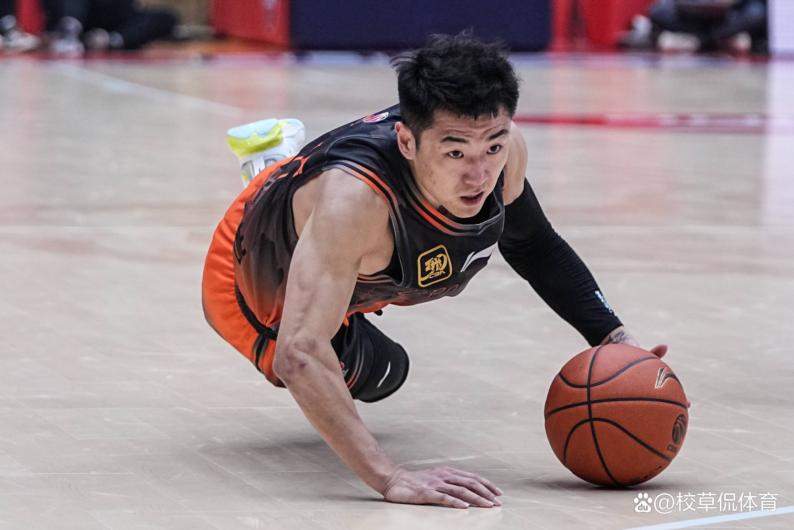 包含江苏队走出困境，意气风发备战下一场比赛的词条