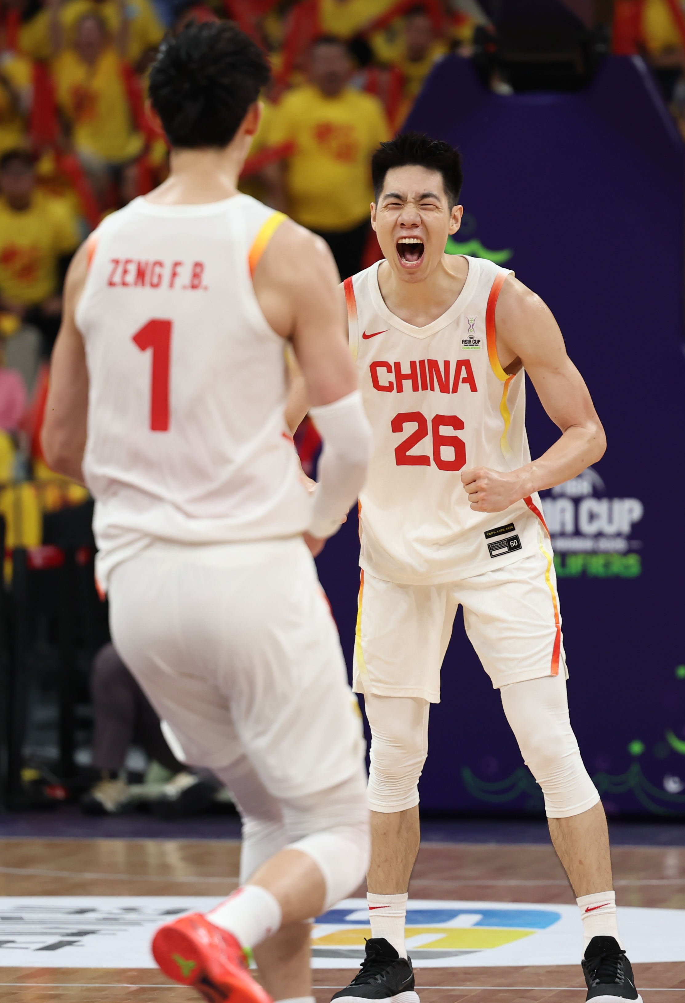 中国篮球赛场上掀起一番高潮