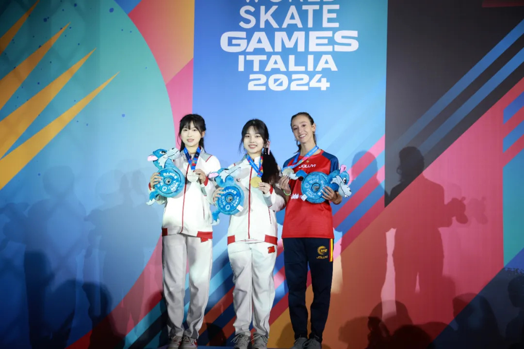 加拿大轮滑冠军荣获巴黎冠军 加拿大轮滑冠军荣获巴黎冠军