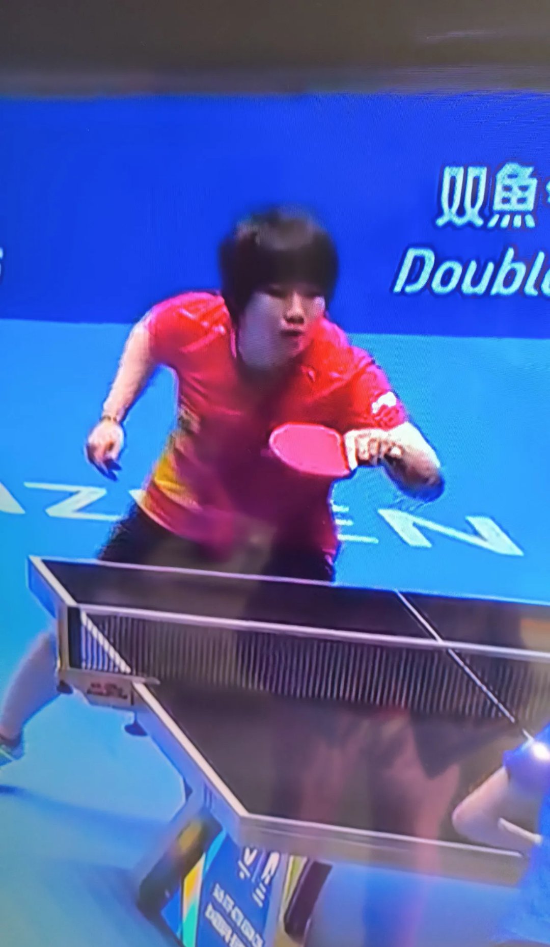 年轻选手崭露头角,赢得观众掌声 年轻选手崭露头角,赢得观众掌声