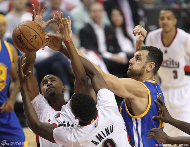 拓荒者球员在比赛中表现出色,助队夺胜 拓荒者球员在比赛中表现出色,助队夺胜