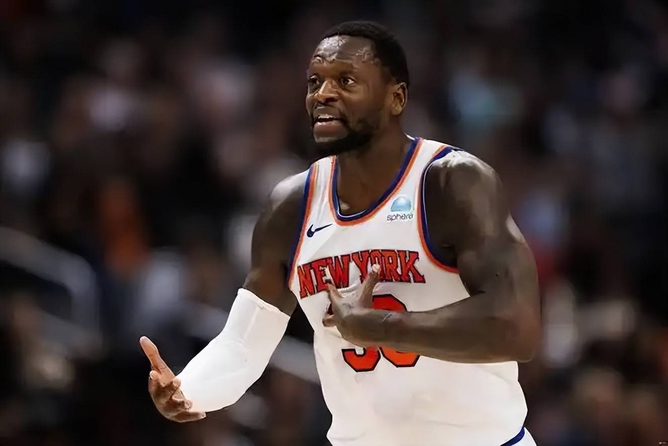 关于球员个人表现稳中有升,实力逐渐展露的信息 关于球员个人表现稳中有升,实力逐渐展露的信息