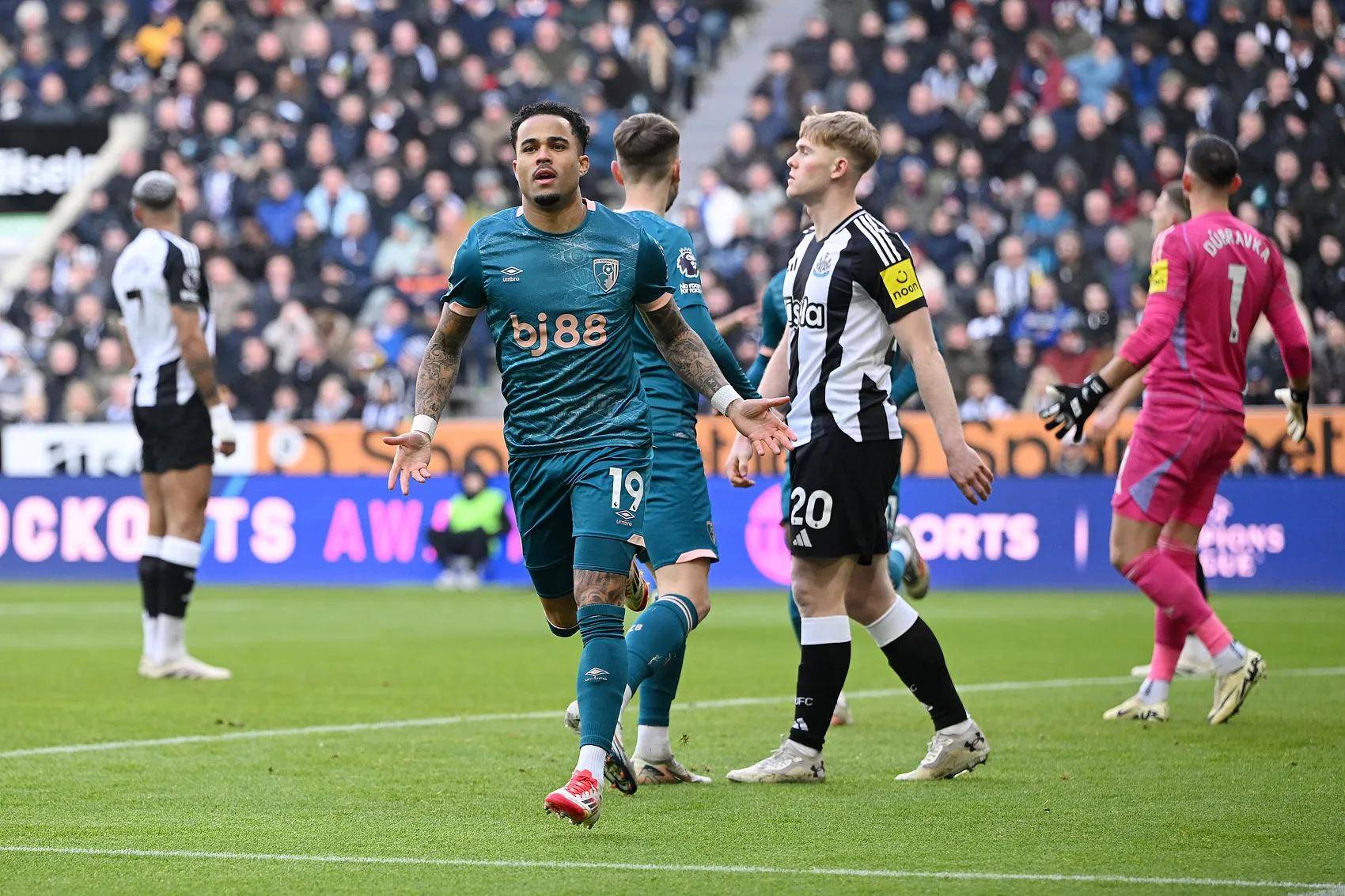 利雅斯特城惊险晋级，英超劲旅发挥不稳定的简单介绍