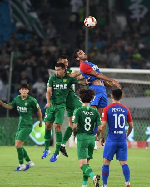 重庆斯威主场击败武汉卓尔,坚决保卫主场 重庆斯威主场击败武汉卓尔,坚决保卫主场