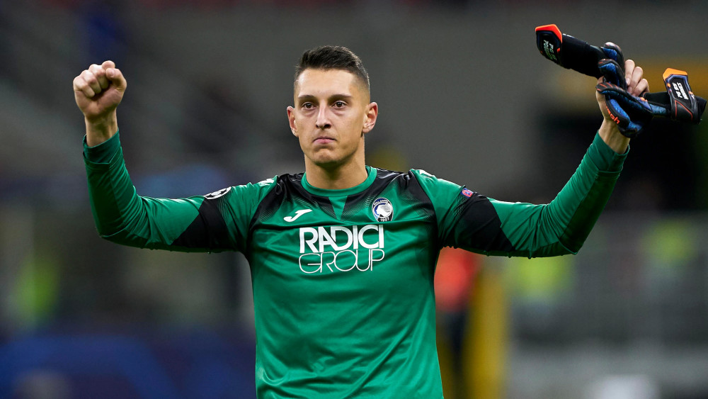 包含热刺客场斩获三分,继续紧追前列的词条 包含热刺客场斩获三分,继续紧追前列的词条