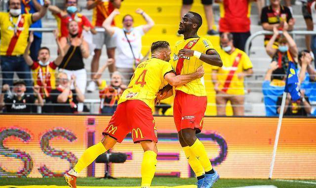 朗斯客场逼平波尔多，有惊无险的简单介绍