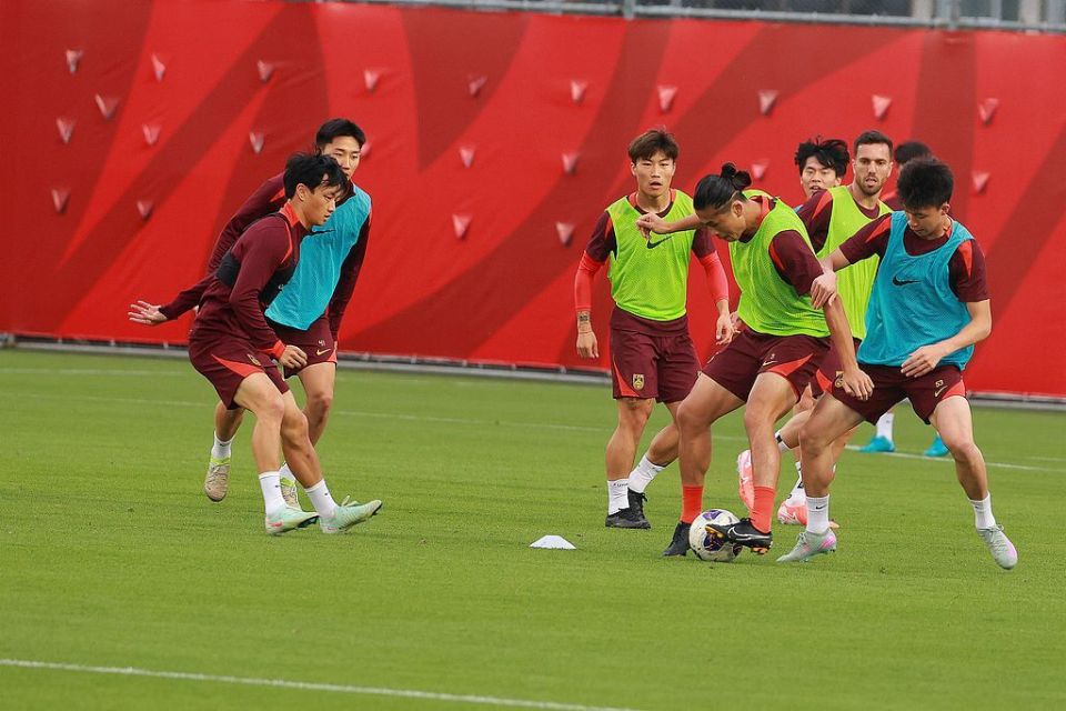 国足团结一心!奋力击败对手晋级国际比赛强 国足团结一心!奋力击败对手晋级国际比赛强