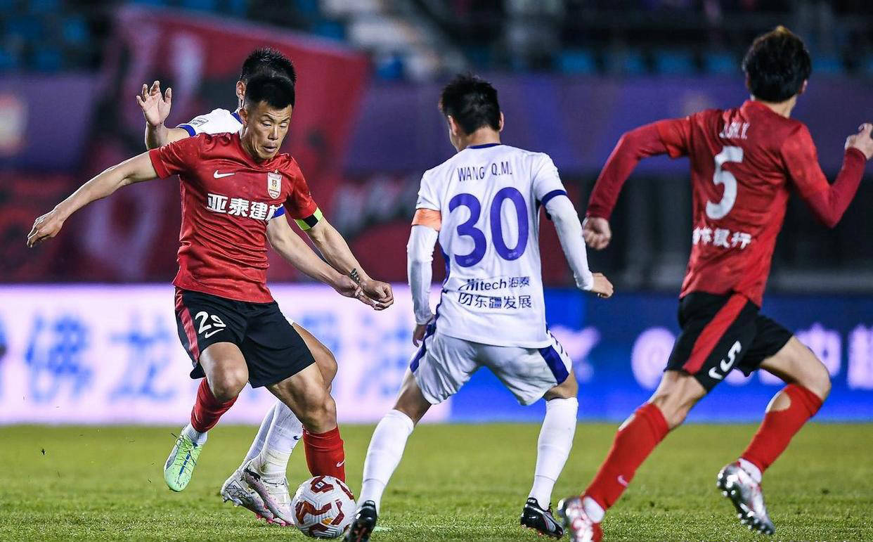 开云体育app-亚泰队准备迎战顶级对手,感受压力与挑战的简单介绍