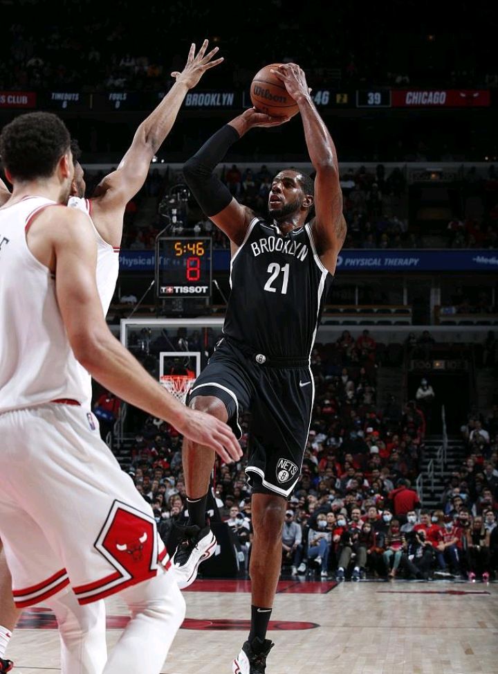 开云下载-公牛告捷篮网,拉文亲密对决艾弗贡