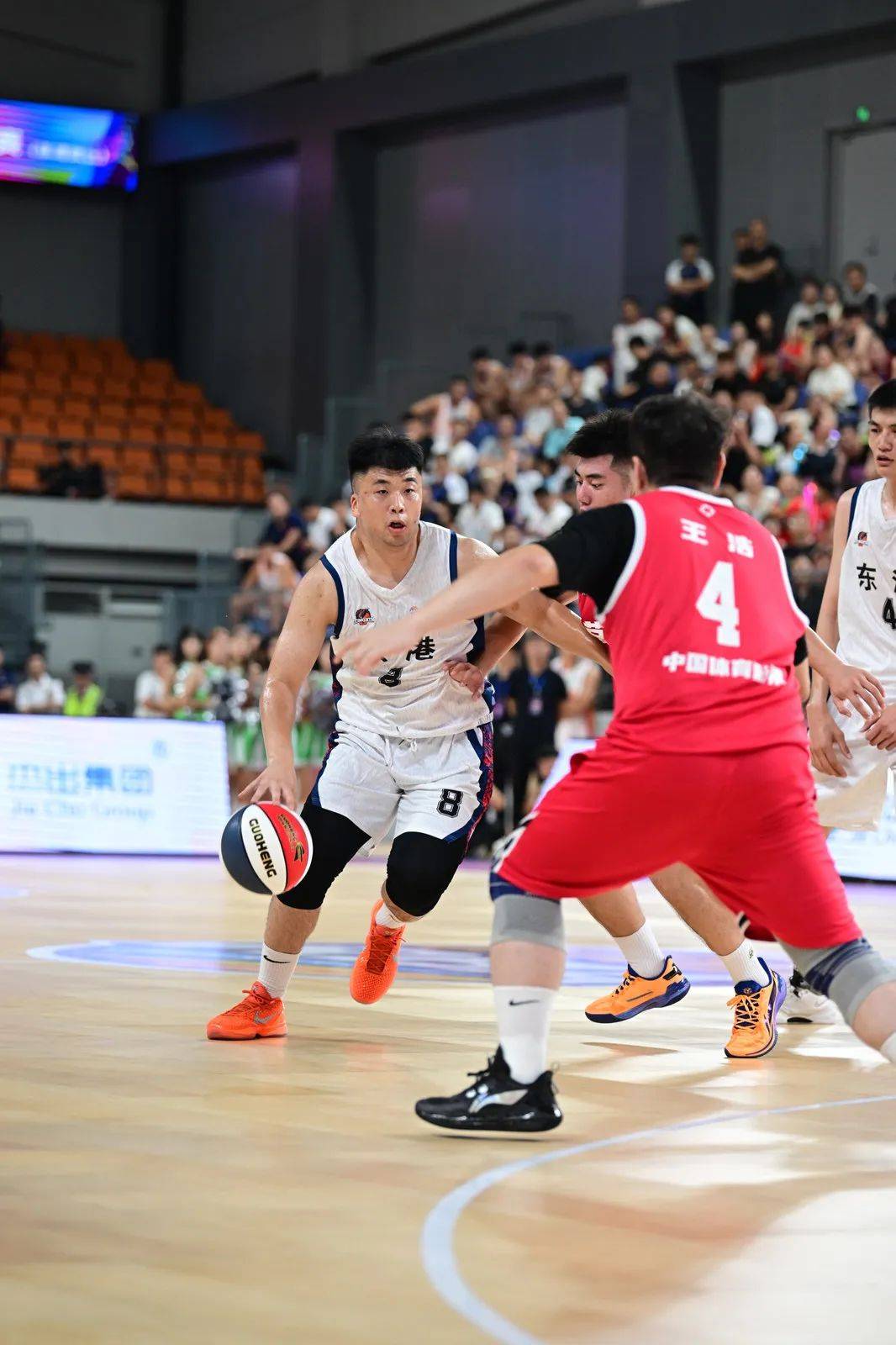 开云体育app-体育赛场上的壮举:精彩瞬间让人目不暇接