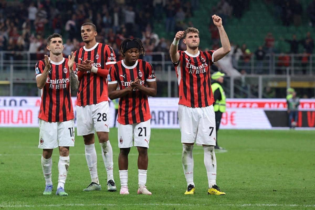 意大利球员在决赛中闪耀，帮助球队获得胜利