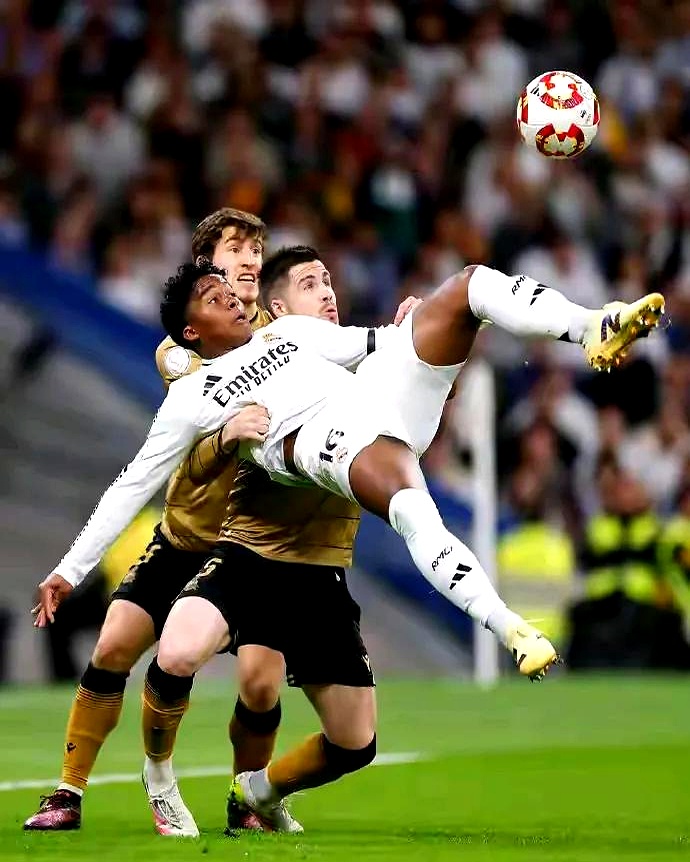 皇家马德里遭遇切尔西球队的挑战 皇家马德里遭遇切尔西球队的挑战