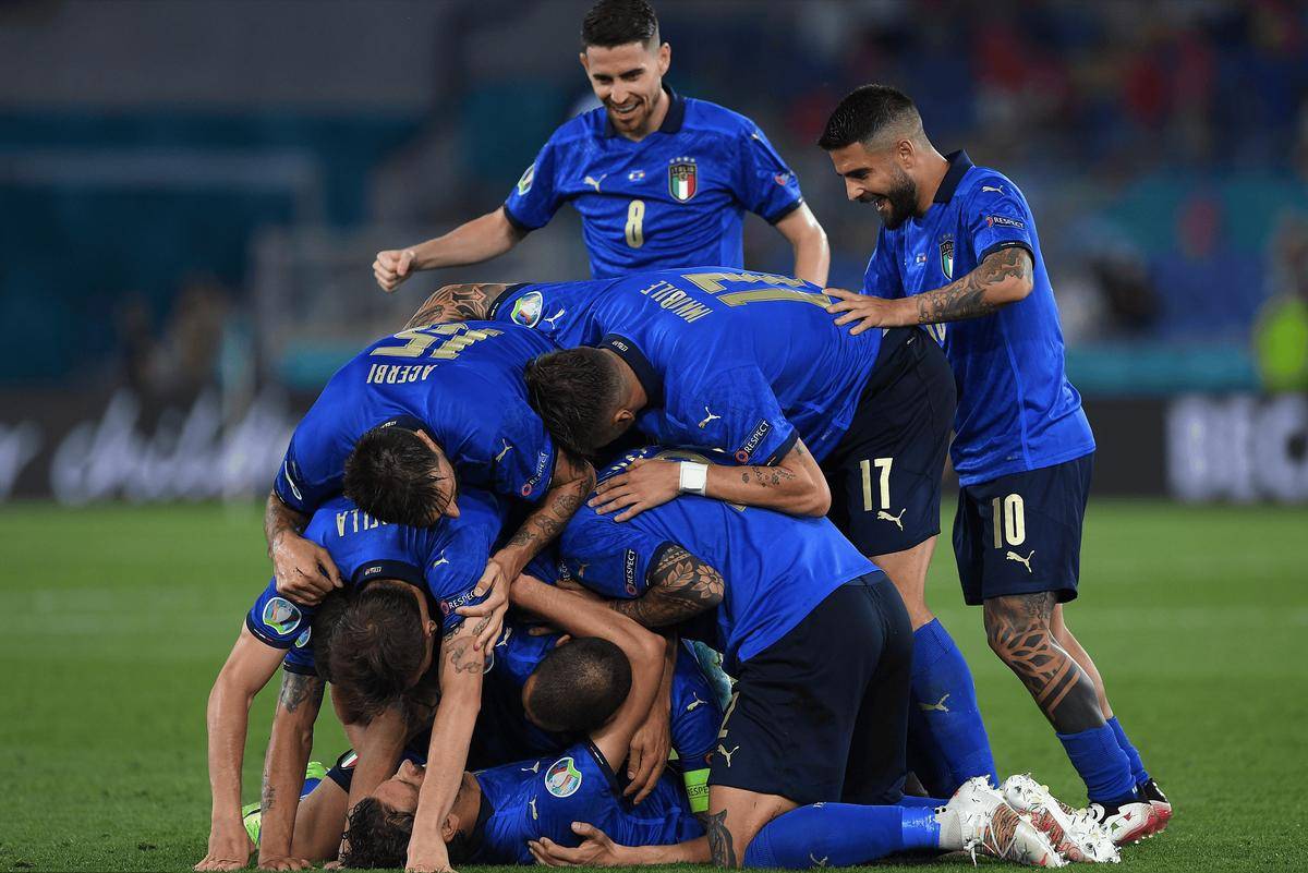 开云体育中国-意大利球队再度胜利，欧冠夺冠前景加大