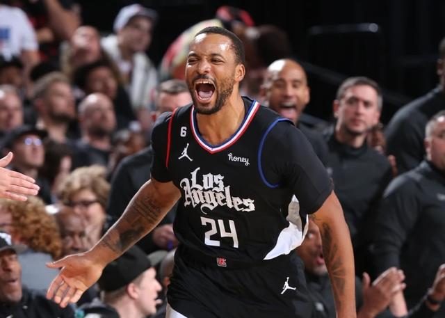 开云体育登录-包含史密斯飙15个三,快船重振旗鼓的词条