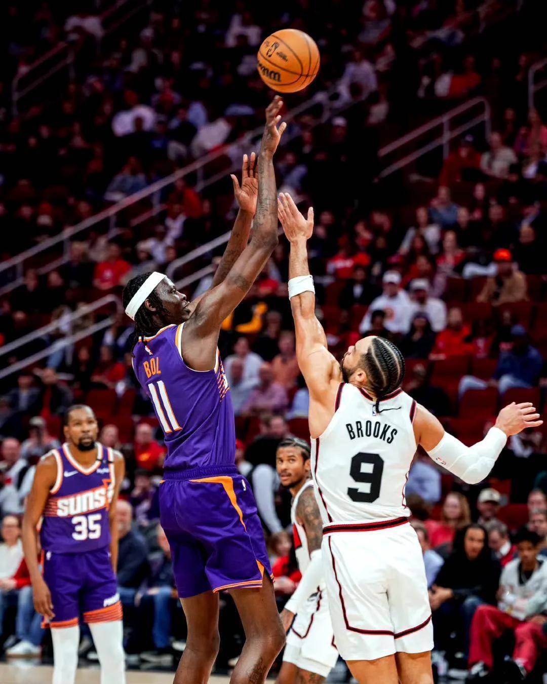 开云体育官方网站-篮网击败马刺,取得九连胜