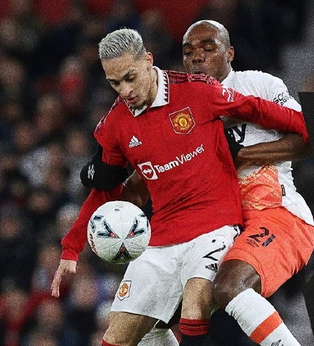 开云体育下载-灰狼逆转比赛,继续征战季后赛