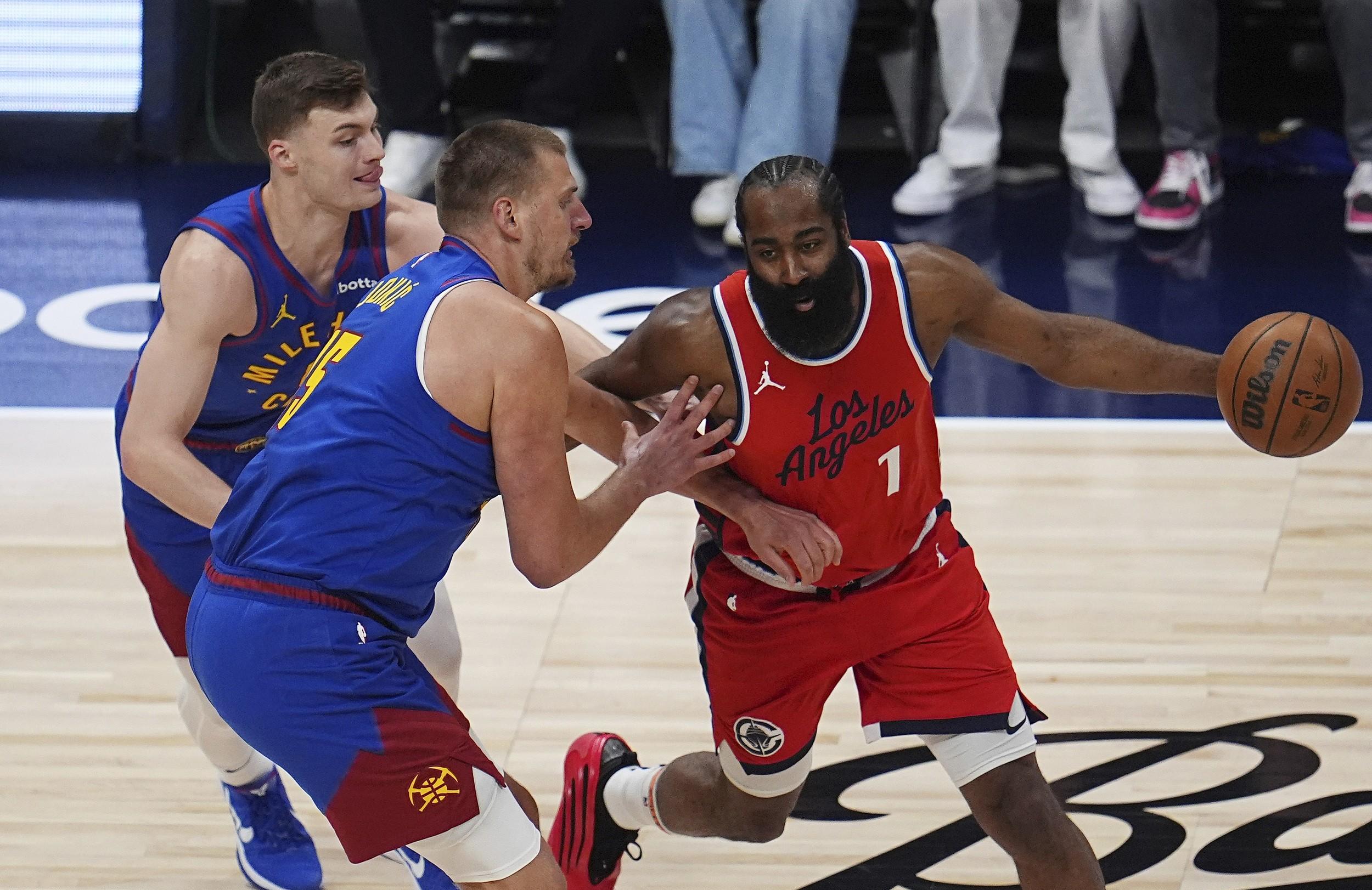 雄鹿队再次夺胜，取得两场连胜