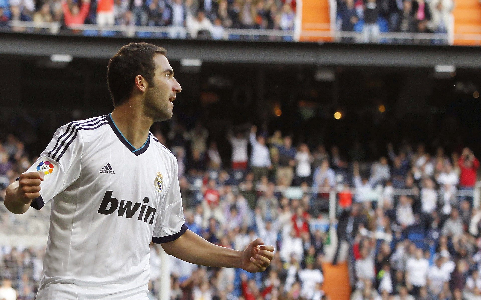 开云体育APP下载-当所有人都犹豫时，只有保罗撕碎了战术板